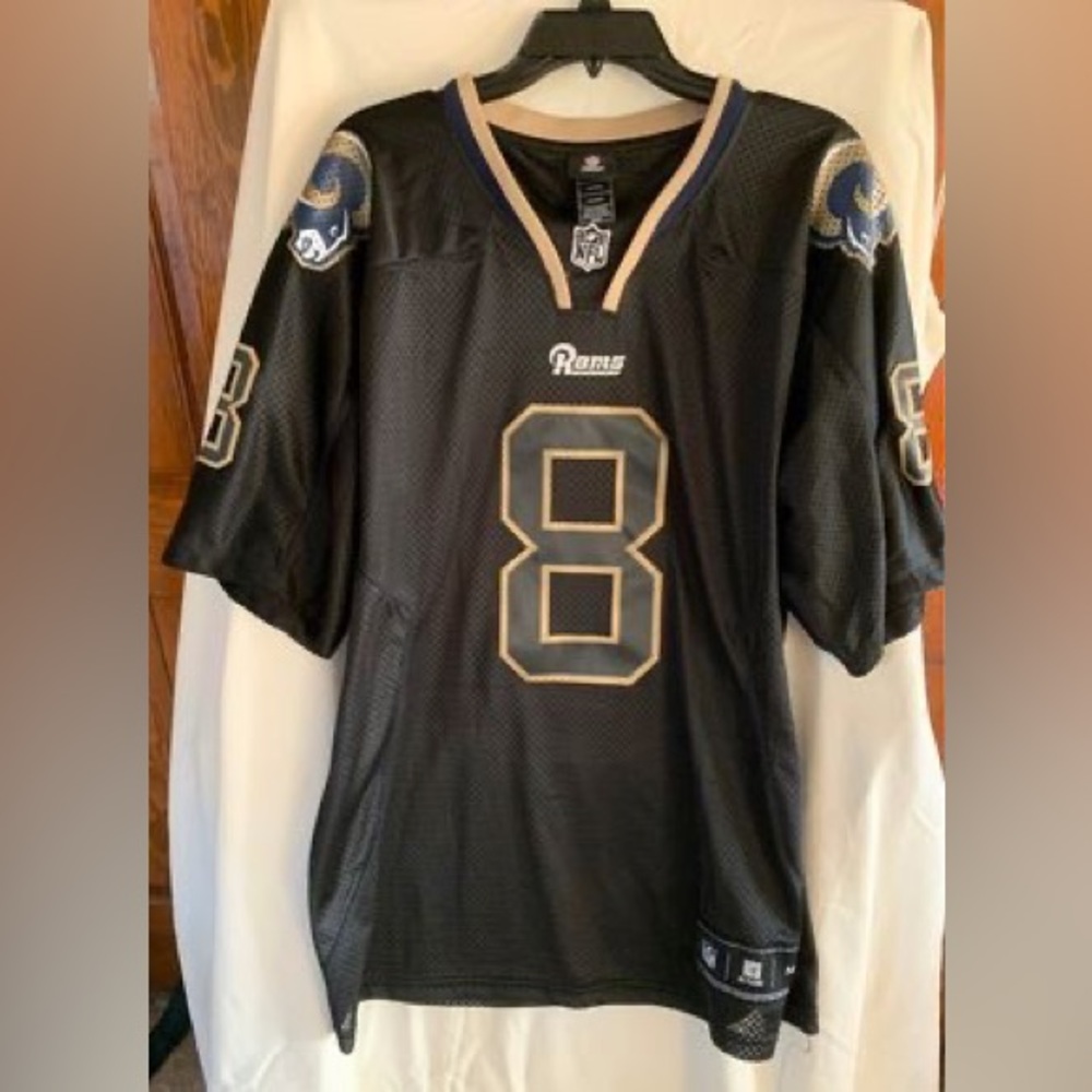 NFL Players - Nike brand Sam Bradford #8 Rams v-neck jersey - men’s size Medium